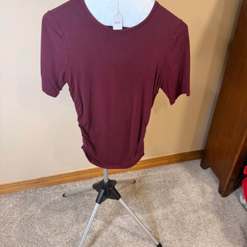 A New Day XS Burgundy Ruched Short Sleeve Top